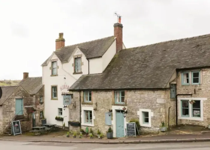 Lovely 4 Bed House Sleeping 8 Near Ashbourne