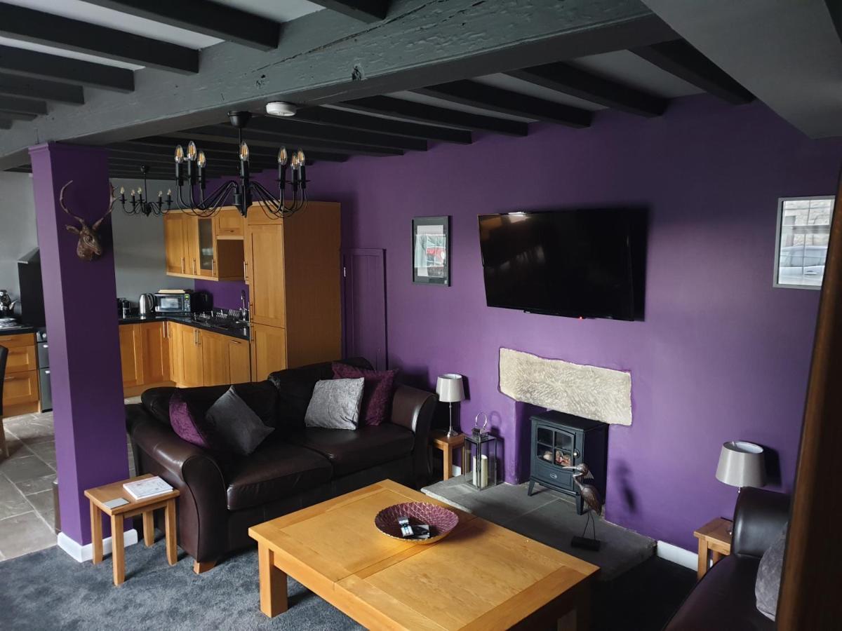 Lovely 4 Bed House Sleeping 8 Near Ashbourne * Brassington