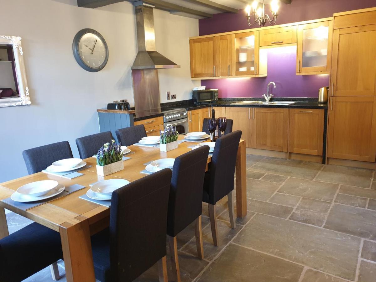 Lovely 4 Bed House Sleeping 8 Near Ashbourne